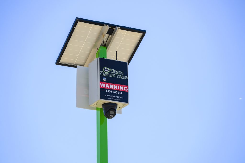Solar-powered single CCTV surveillance camera unit for construction site hire